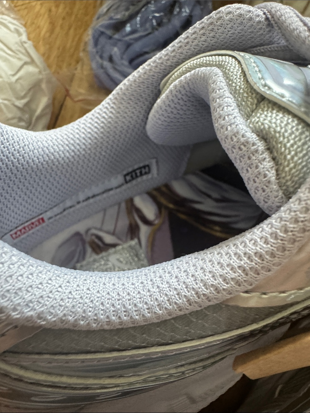 KITH x MARVEL women’s 6.5 men’s 5 asics gel KAYANO - Picture 4 of 8
